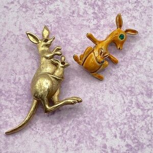 Kangaroo Brooch Pair AVON Vintage Goldtone